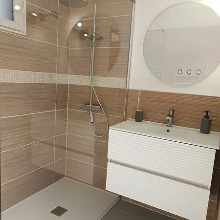 Aux Murmures Des Pierres * Durtal