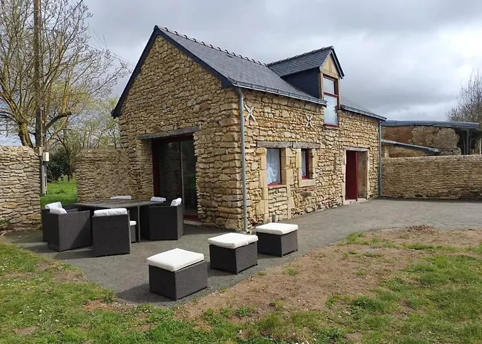 Aux Murmures Des Pierres Holiday home *