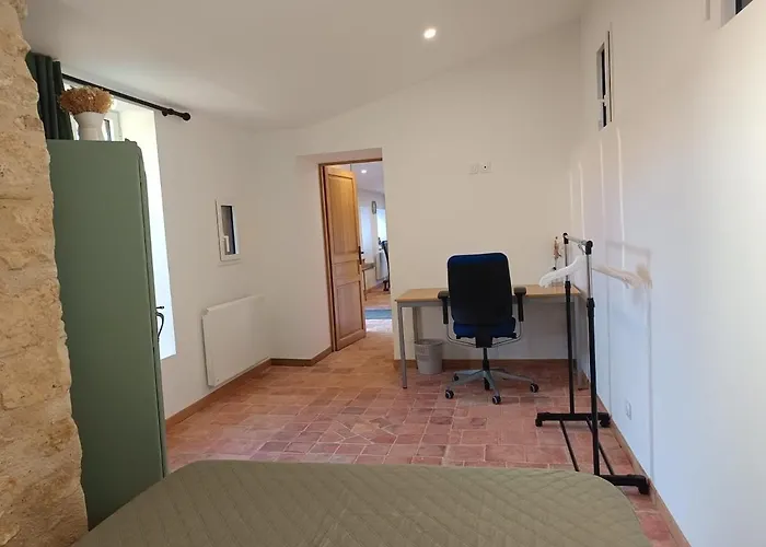 Aux Murmures Des Pierres Holiday home